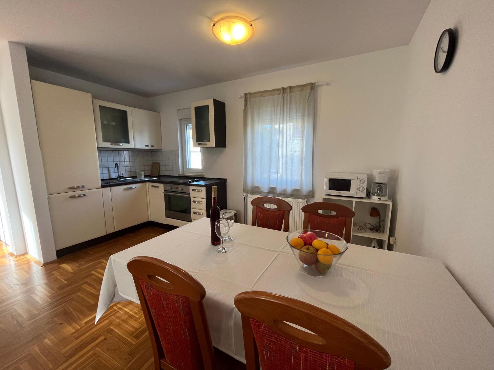Burle Apartment With Free Private Parking メドゥリン エクステリア 写真